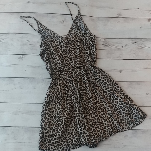 H&M Leopard Roper - Picture 3 of 8